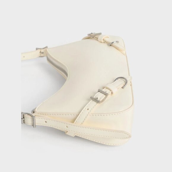 Charles & Keith Sloane Shoulder Bag in Cream - Picture 4 of 16